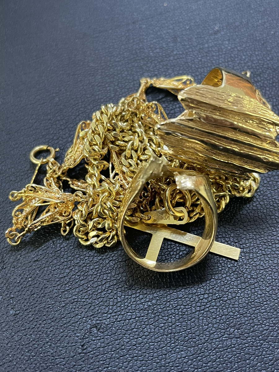 貴金属のお持ち込み継続して増加中。